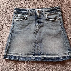 Guess a-line mini denim skirt - Size small